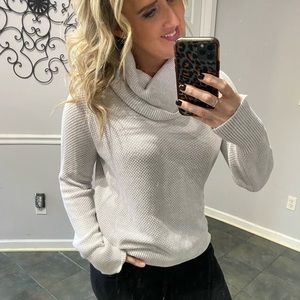 Women’s Gray Sweater